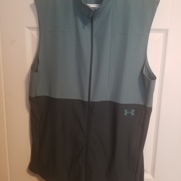 NWT Under Armour Men's Vanish Hybrid Vest - Picture 3 of 6